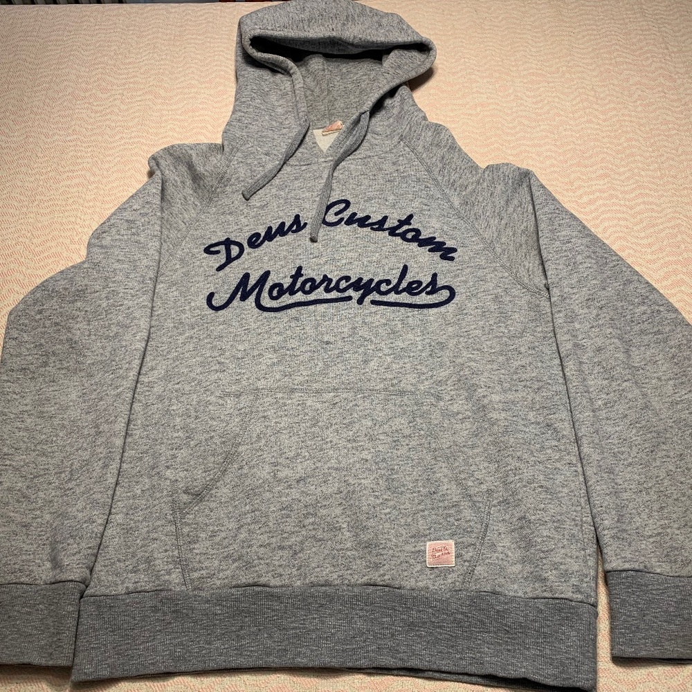 Deus Ex Machina grey hooded sweatshirt